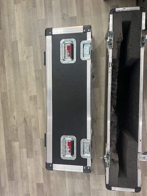 MCLORE FCTV FLIGHT CASE PER SCHERMO MONITOR MISURE 95X15X60 USATO