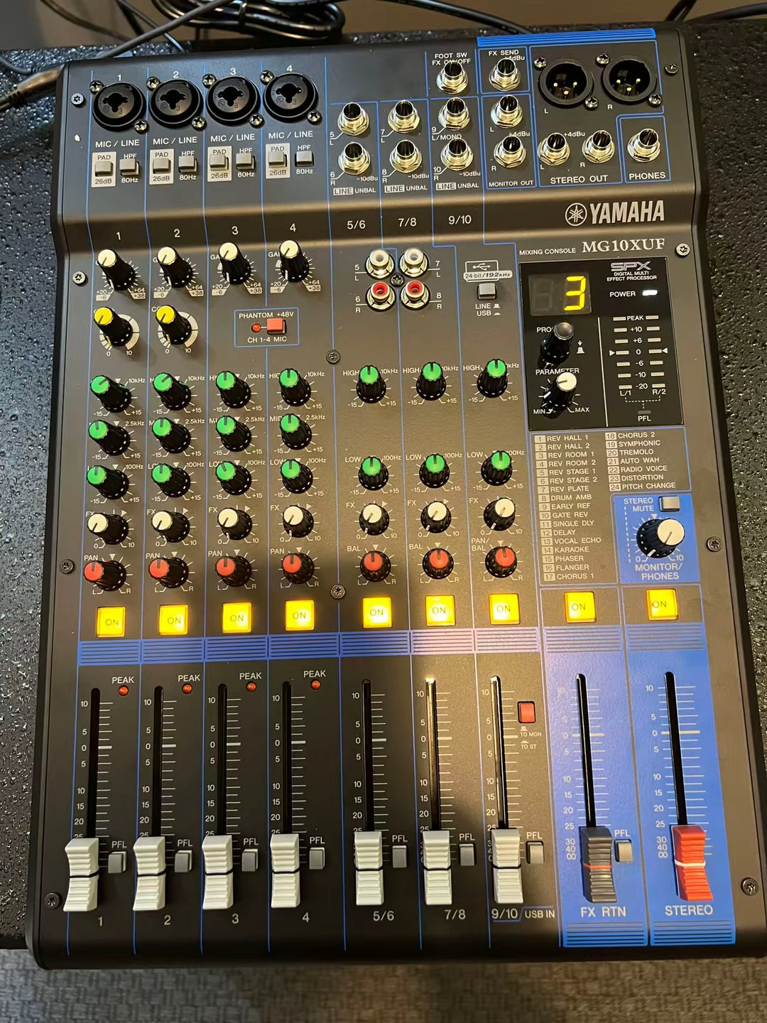 Yamaha Mg10xuf Mixer 10 Canali USB Professionale Perfetto 1 Anno Garanzia