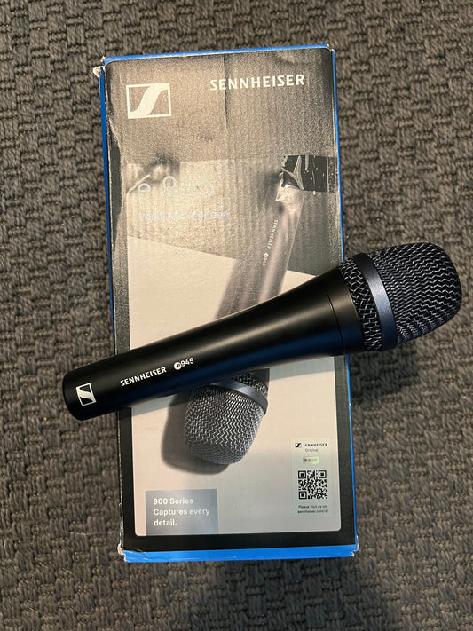 Sennheiser e945 da esposizione perfetto