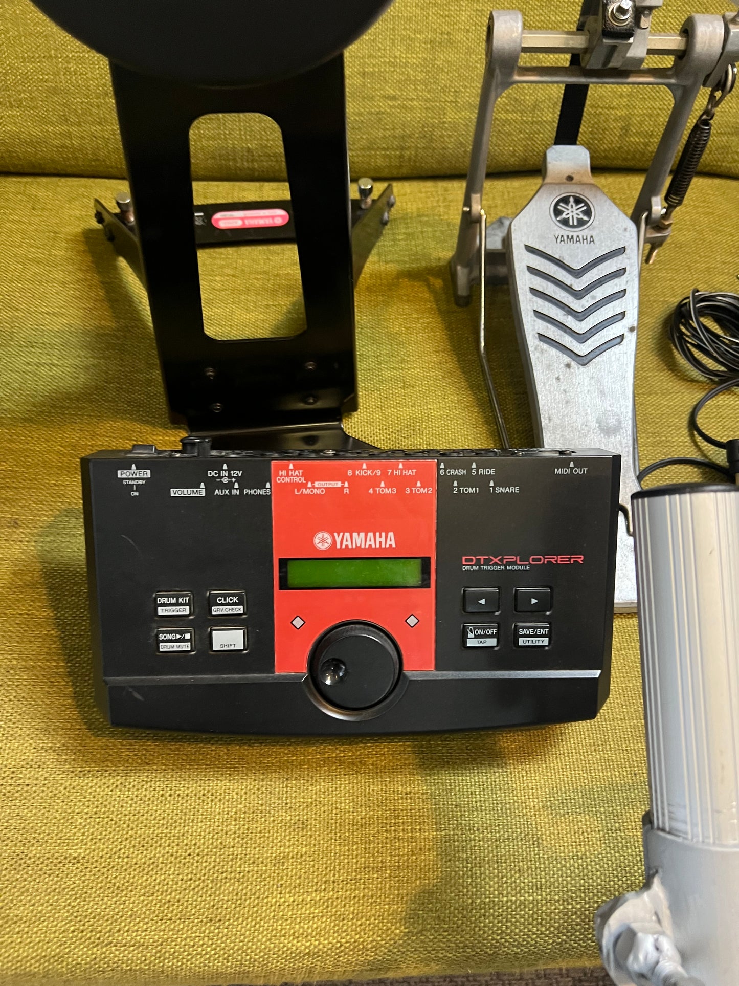 Yamaha dtxplorer batteria elettronica . Pedale hi hat rotto da acquistare a parte